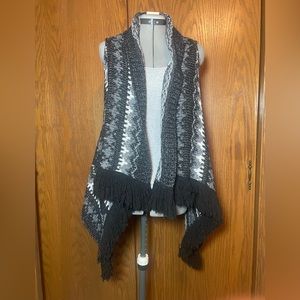 San Lorenzo black & white knit vest - large.